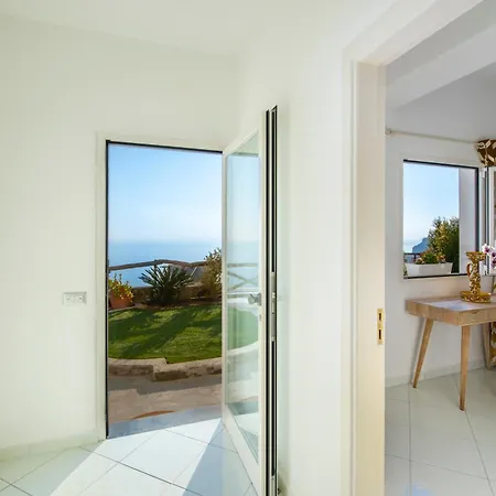 Aria Di Mare,near Elevator, Few Steps, Parking, Garden Positano