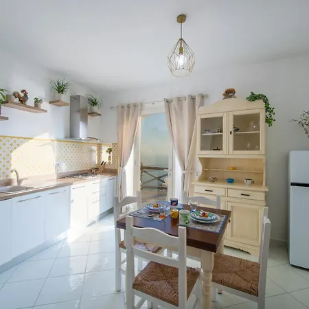 Apartment Aria Di Mare,near Elevator, Few Steps, Parking, Garden Positano